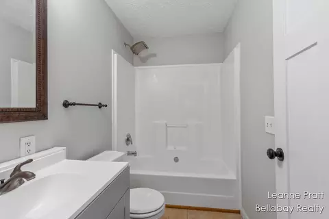 127 Hamilton Ln, Dowling, MI 49050 photo 30