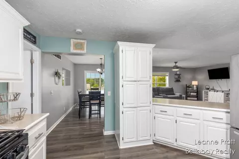 127 Hamilton Ln, Dowling, MI 49050 photo 19