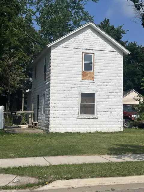 204 N Lakeview Ave, Sturgis, MI 49091