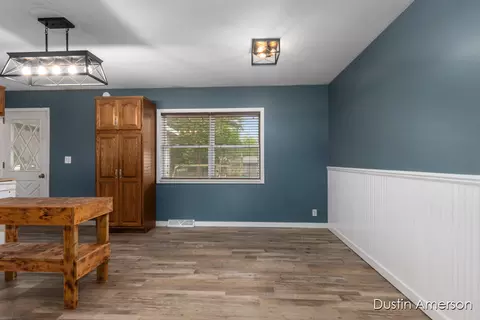 4164 Avon Dr, Dorr, MI 49323 photo 9