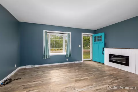 4164 Avon Dr, Dorr, MI 49323 photo 5