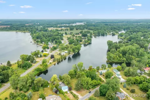 3737 E Shore Dr, Stanton, MI 48888 photo 4