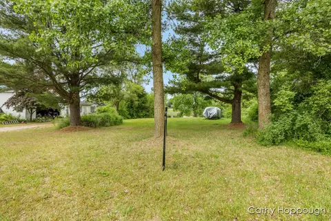3737 E Shore Dr, Stanton, MI 48888 photo 19