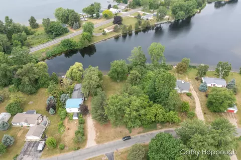 3737 E Shore Dr, Stanton, MI 48888 photo 5