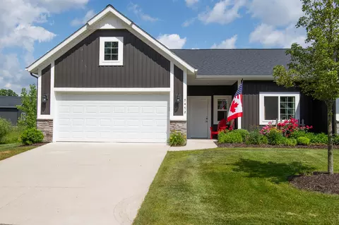 7472 Shagwood St SE #91, Caledonia, MI 49316