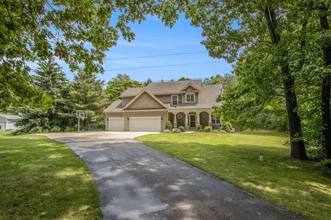 7049 S 3rd St, Mattawan, MI 49071 photo 2
