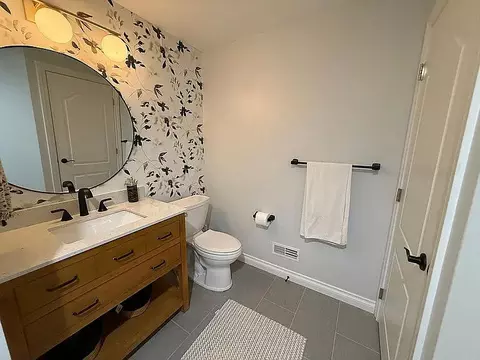 8255 Shady Brook Ln, Flushing, MI 48433 photo 25