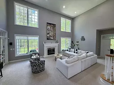 8255 Shady Brook Ln, Flushing, MI 48433 photo 5