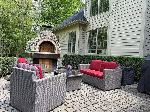 8255 Shady Brook Ln, Flushing, MI 48433 photo 7