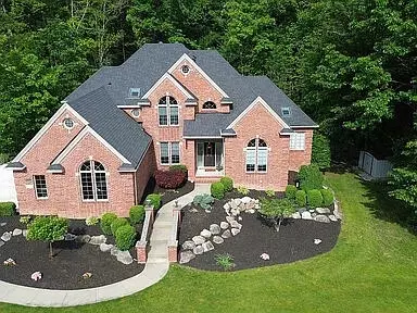 8255 Shady Brook Ln, Flushing, MI 48433 photo 2