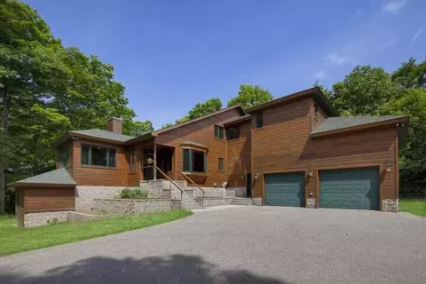 2180 S Lakeshore Dr, Ludington, MI 49431