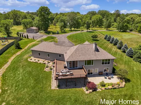 8298 Thornapple River Dr SE, Caledonia, MI 49316