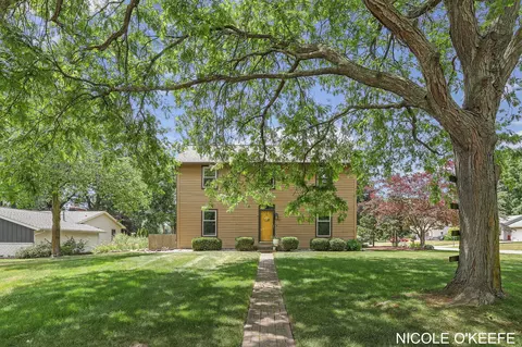 7241 Forsythia Ave SE, Byron Center, MI 49315