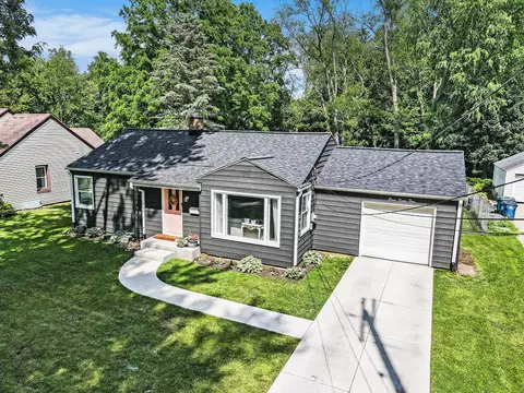 1124 N Fletcher Ave, Kalamazoo, MI 49006