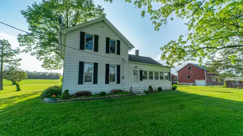 18216 S Schwark Rd, Three Oaks, MI 49128