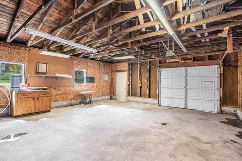 802 Clinton St, Marshall, MI 49068 photo 28