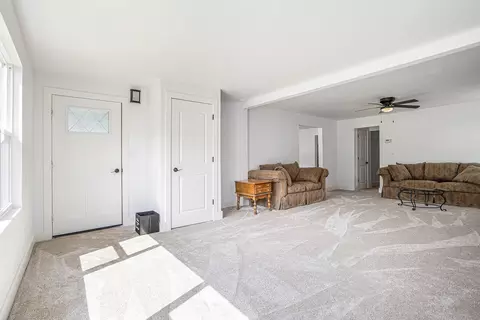 802 Clinton St, Marshall, MI 49068 photo 7