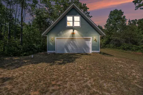 7254 Whistling Pete Rd, Fountain, MI 49410