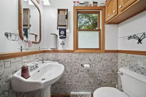Bath - 5933 Mccain Rd, Jackson, MI 49201 photo 1 of 2