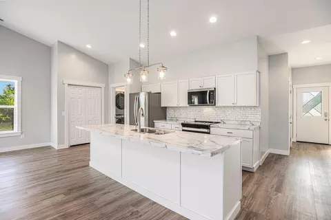 Kitchen - 57860 James Dr, Three Rivers, MI 49093 photo 1 of 1