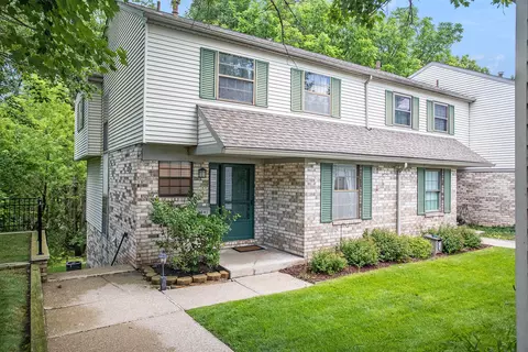 3841 Greenleaf Cir, Kalamazoo, MI 49008