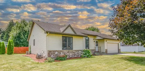 215 W State St, Coldwater, MI 49036