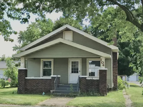 104 N Kalamazoo St, White Pigeon, MI 49099