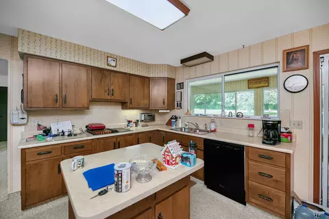 Kitchen - 3021 E Riverside Rd, Buchanan, MI 49107 photo 1 of 4