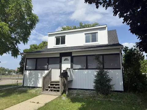 26840 Elm St, Roseville, MI 48066