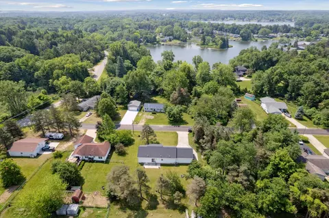 11505 S Bradley Dr, Jerome, MI 49249 photo 39