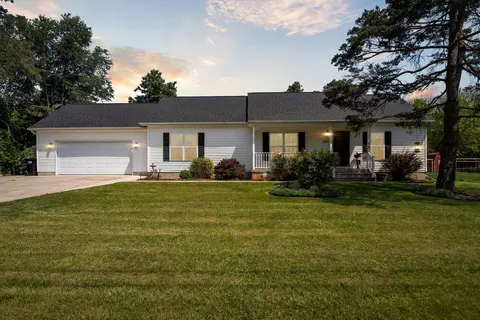 11505 S Bradley Dr, Jerome, MI 49249