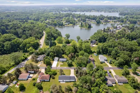 11505 S Bradley Dr, Jerome, MI 49249 photo 42
