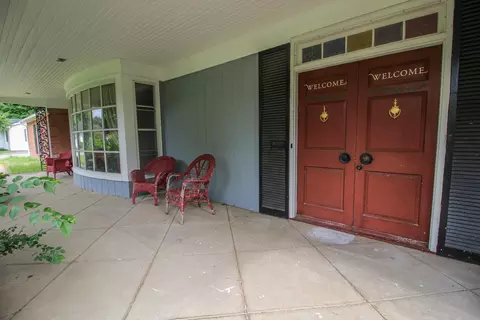500 E Hoffman St, Three Rivers, MI 49093 photo 3