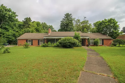 500 E Hoffman St, Three Rivers, MI 49093 photo 2