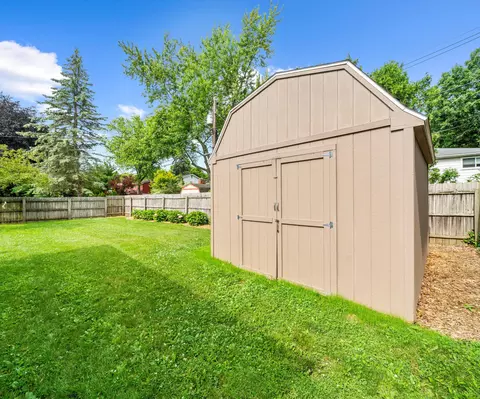 Exterior - 3204 Farmbrook Ct, Ann Arbor, MI 48108 photo 9 of 11