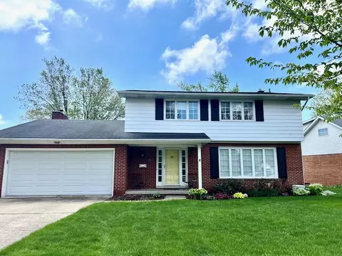 659 Wembley Ct, Ann Arbor, MI 48103