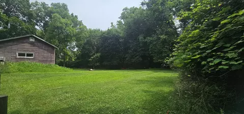 Exterior - 585 Robinson Rd, Jackson, MI 49203 photo 9 of 11