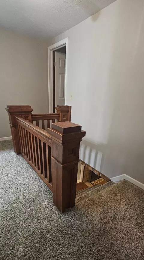 Entry Way - 585 Robinson Rd, Jackson, MI 49203 photo 1 of 1