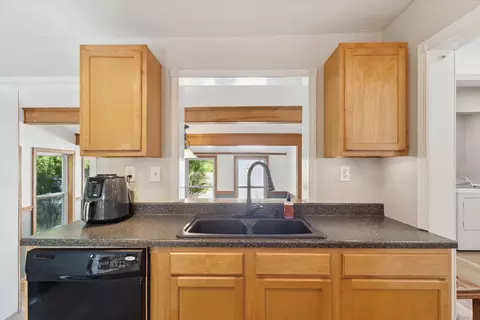 806 10th St, Plainwell, MI 49080 photo 14