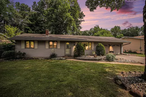 241 Arcadia Blvd, Battle Creek, MI 49017