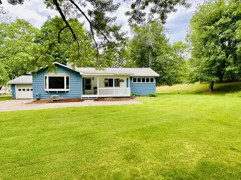 1978 Lakeshore Rd, Manistee, MI 49660