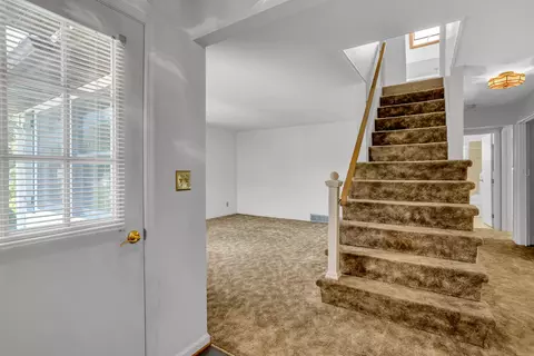 1007 Oak Grove Rd, Jackson, MI 49203 photo 4