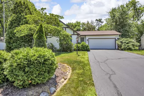 1007 Oak Grove Rd, Jackson, MI 49203 photo 2