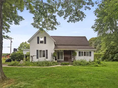 9234 Glovers Lake Road Rd, Bear Lake, MI 49614