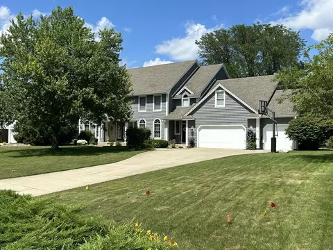 7379 Cottage Oaks Dr, Portage, MI 49024
