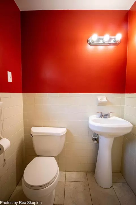 Bath - 521 E Pine St, Fremont, MI 49412 photo 12 of 12