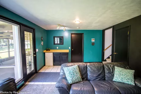 Entry Way - 521 E Pine St, Fremont, MI 49412 photo 1 of 1