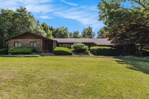 1687 W Willis Rd, Saline, MI 48176 photo 3