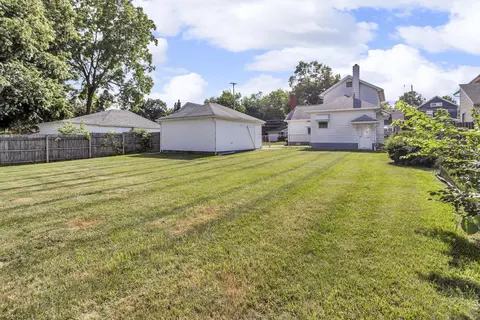 715 Ellery Ave, Jackson, MI 49202 photo 8