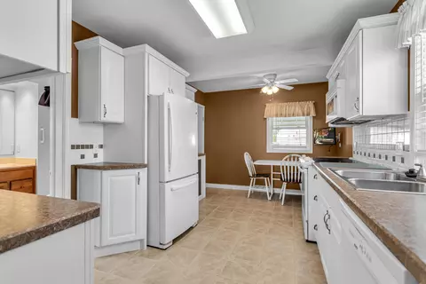 715 Ellery Ave, Jackson, MI 49202 photo 19
